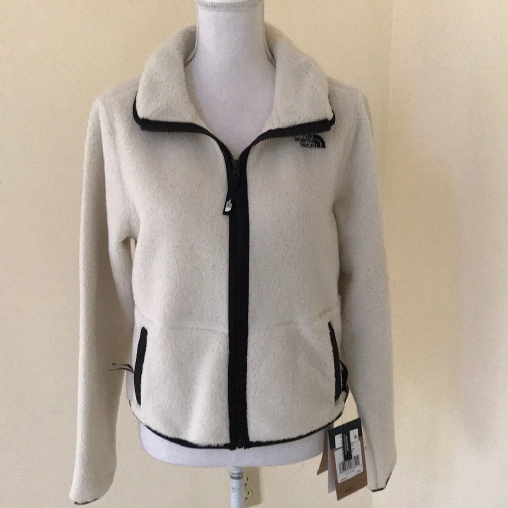 NWT! THE NORTH FACE Size S woman’s campshire jacket